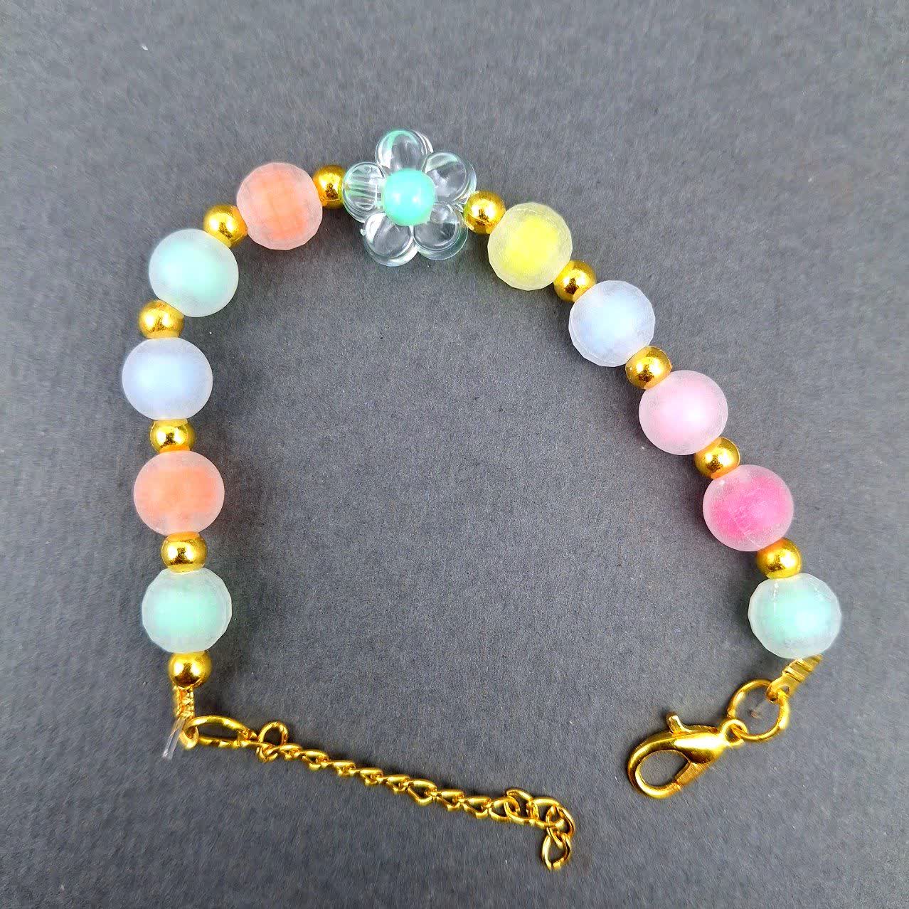 دستبند مهره مات وسط گل